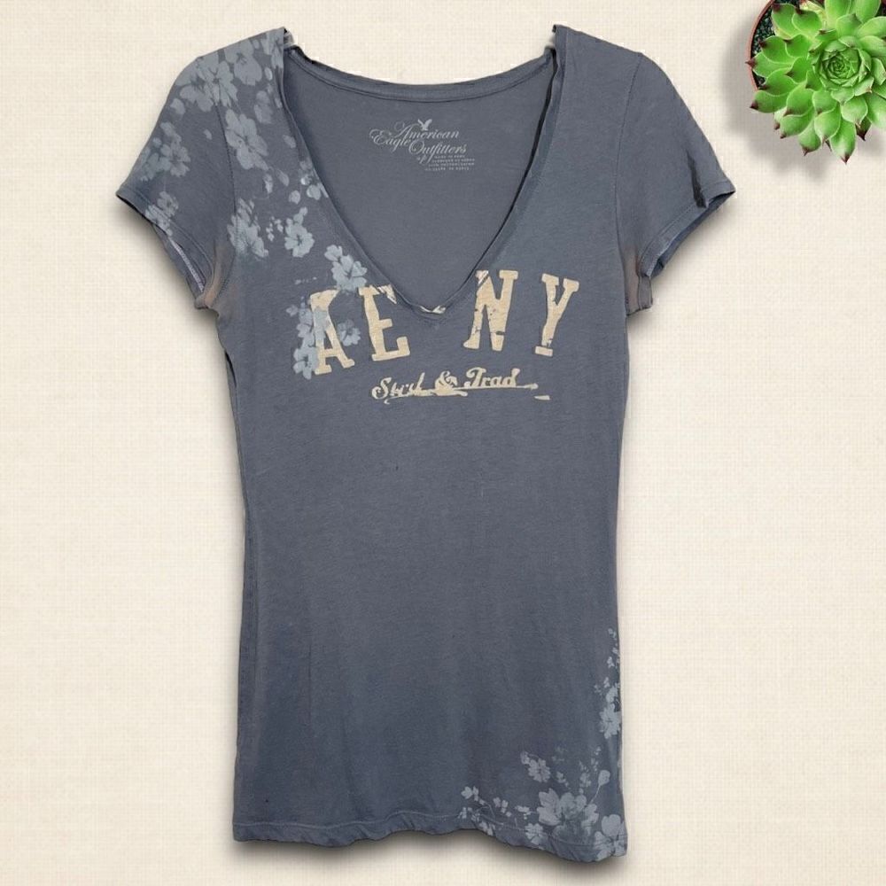 American Eagle Y2K Blue Etched Burnout Deep V Long T-Shirt Tee Sz S